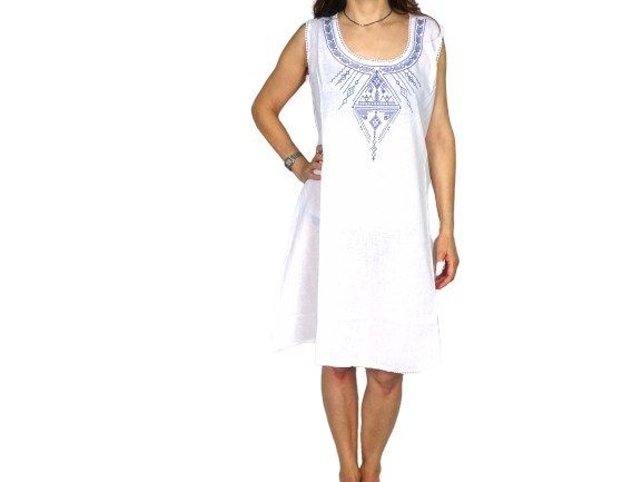 Vestido de algodón de india cuello bordado étnico