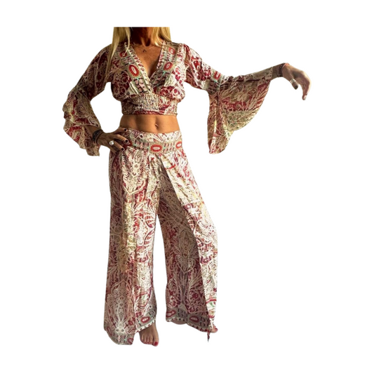 Conjunto de blusa y pantalón superpuesto de seda india