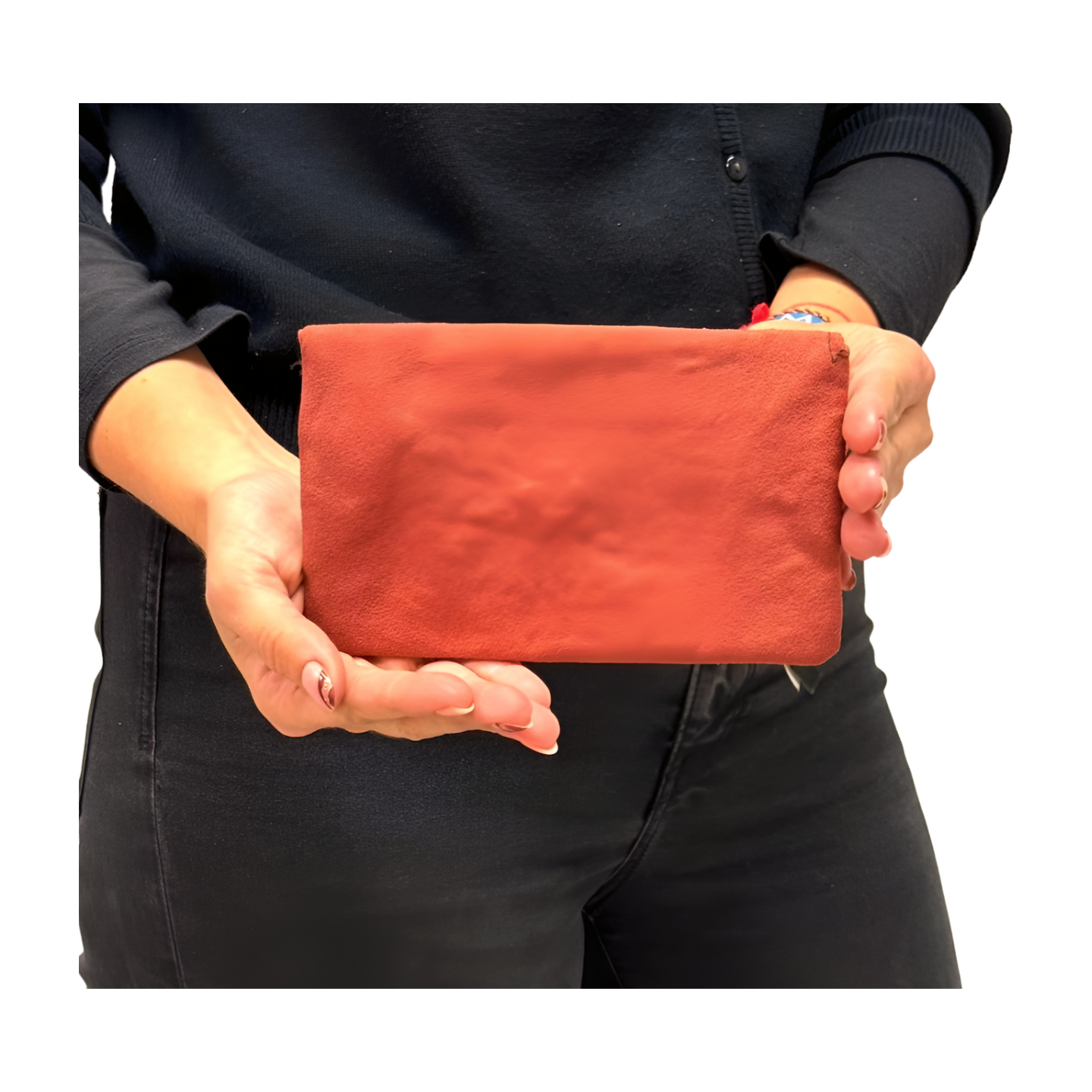 Monedero indio de piel rojo bordado