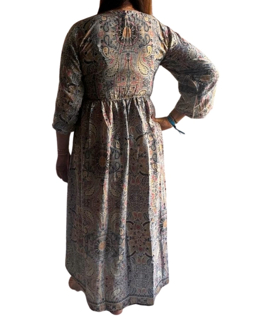 Vestido indio estampado de seda