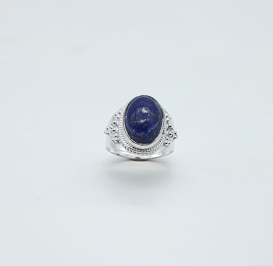 Anillo de plata de la India con lapislazuli
