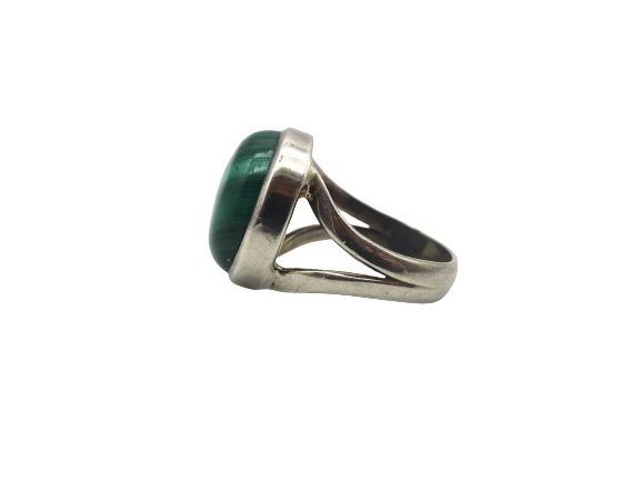 Anillo de Plata de la India con malaquita