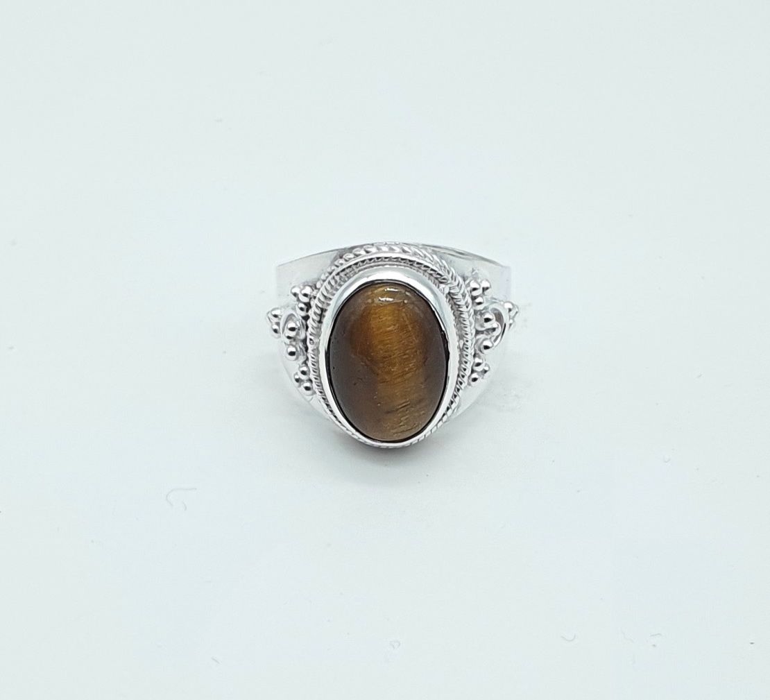 Anillo de Plata de la India con ojo de tigre