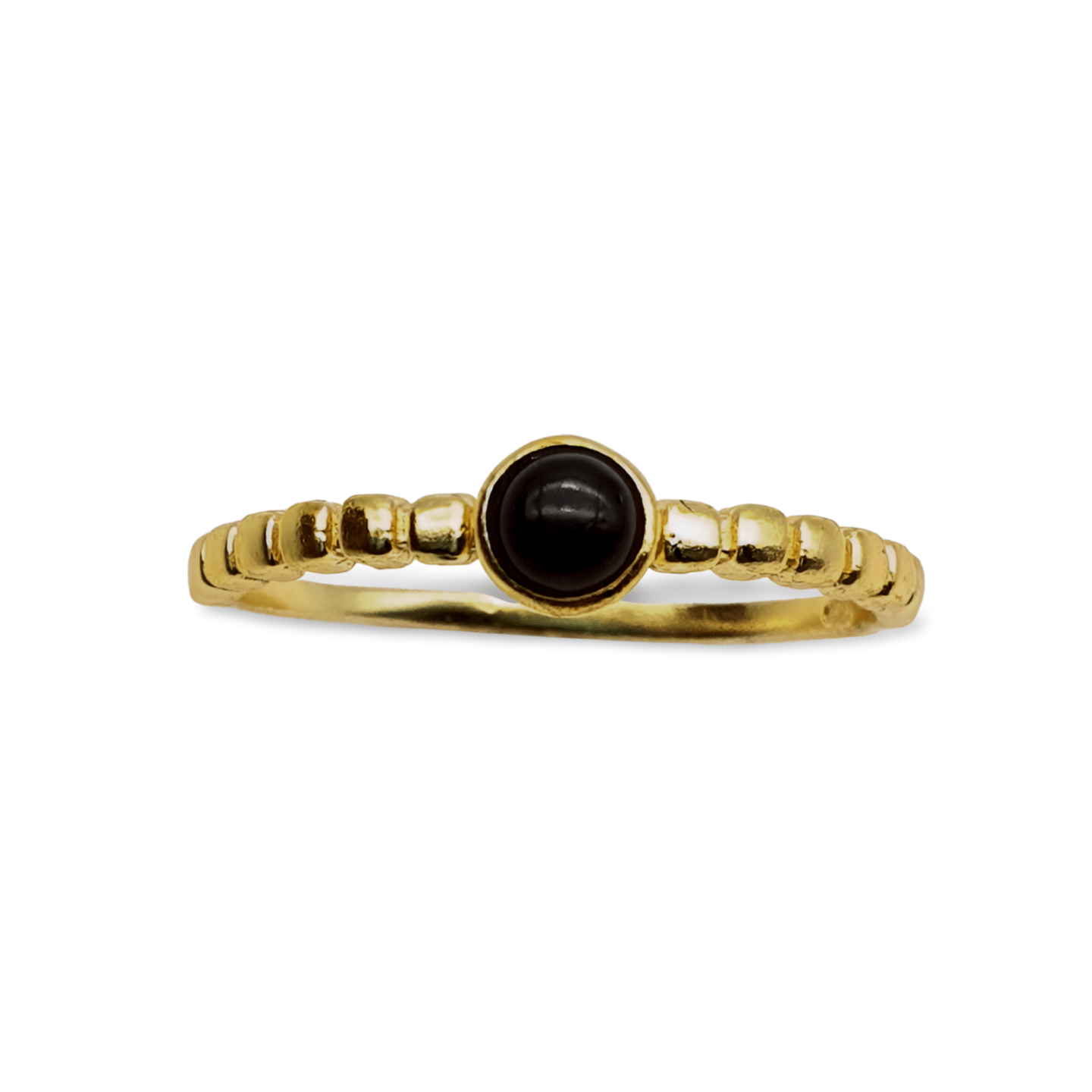 Anillo de plata dorada con ónix negro