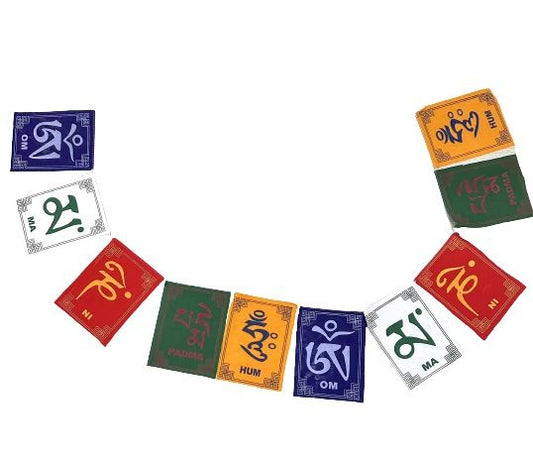 Banderas tibetanas mantra OM MANI PADME HUM