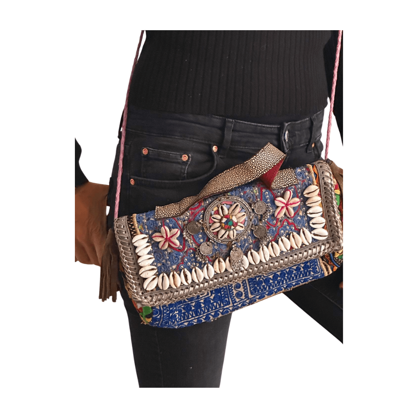 Bolso bohemio pequeño de piel con flecos y abalorios