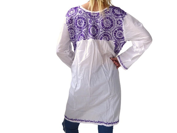 Camisola larga de algodón bordada