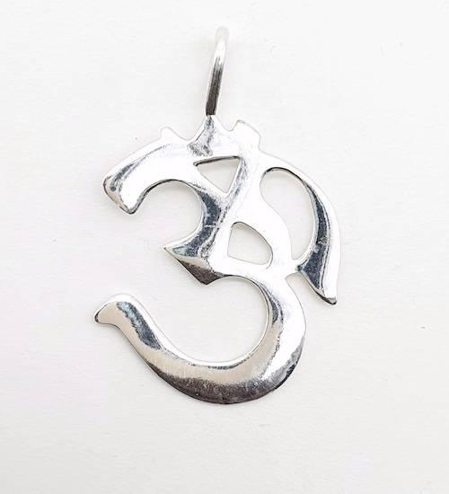 Colgante de OM de plata
