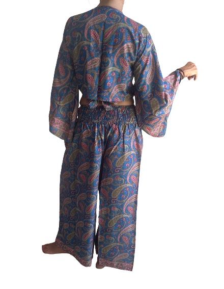 Conjunto de blusa y pantalón ancho de seda india