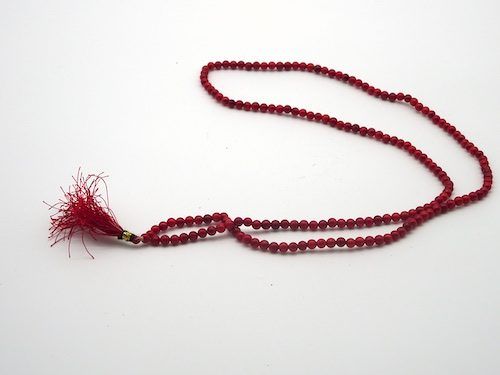 Collar de cuentas pequeñas de ÁGATA ROJA en forma de Japa Mala