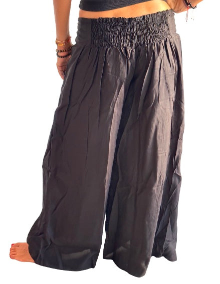 Pantalón abierto indio color negro