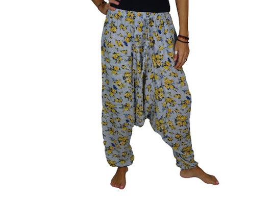 Pantalón afgano indio azul claro con flores amarillas