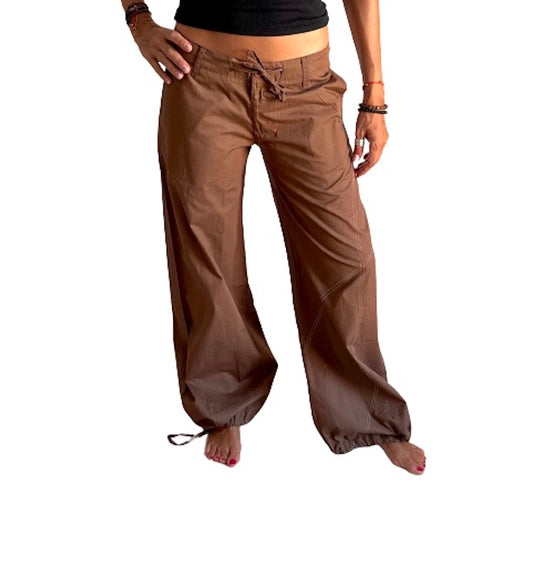 Pantalón indio marrón de algodón