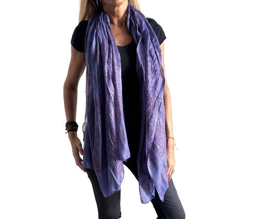 Pañuelo de algodón azul con mantra OM