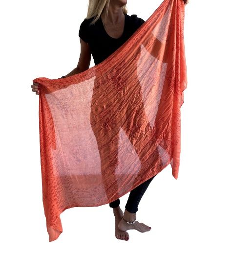 Pañuelo de algodón naranja con mantra OM