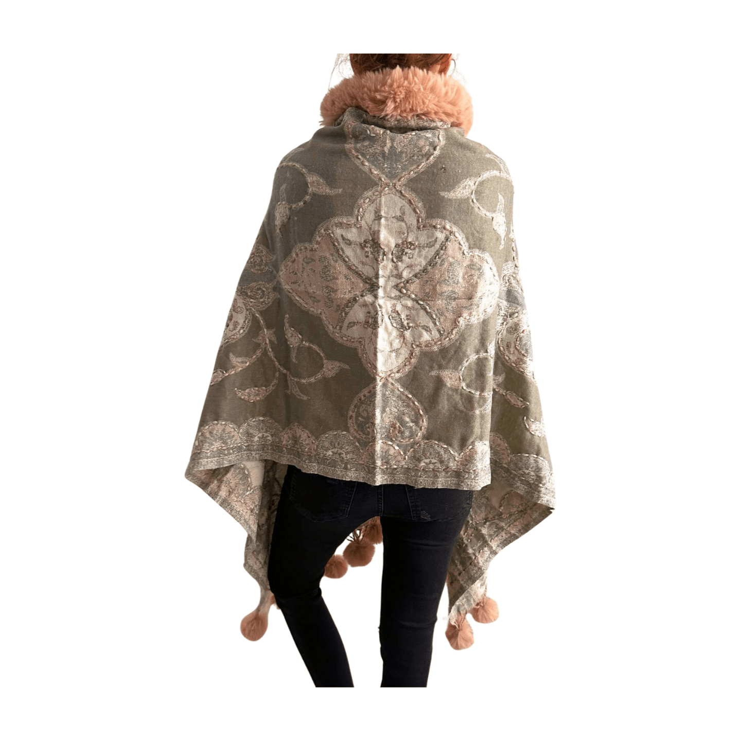 Pashmina de lana bordada con borlas y cuello de pelito-Modelo B