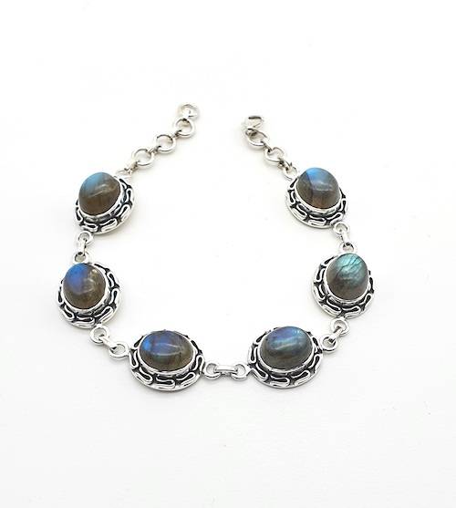 Pulsera de plata con labradorita