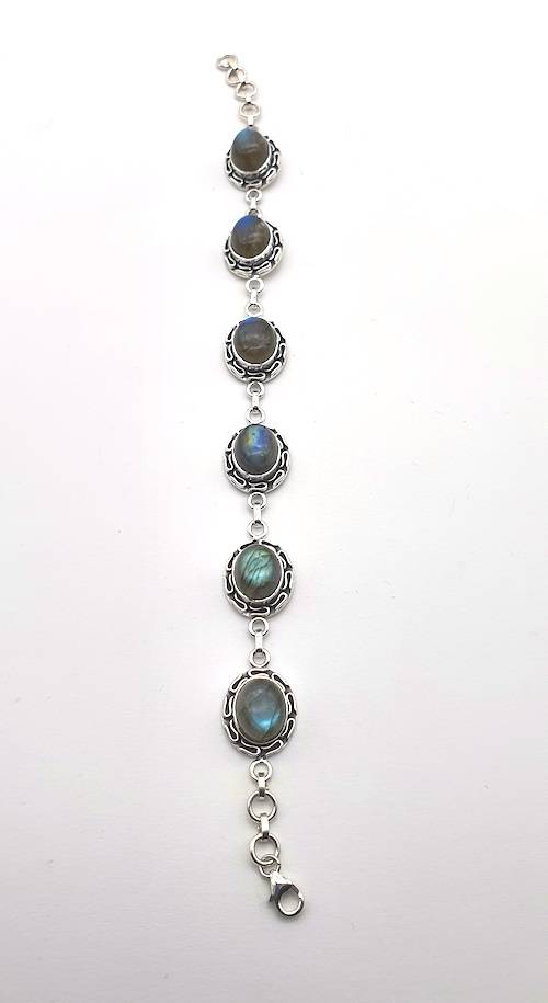 Pulsera de plata con labradorita