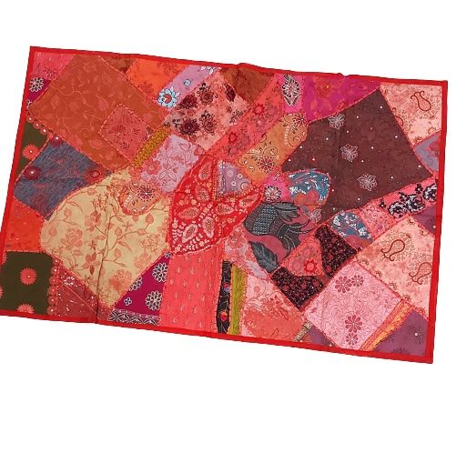 Tapiz étnico patchwork color rojo