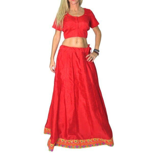 Conjunto bollywood Lengha con choli de seda salvaje rojo