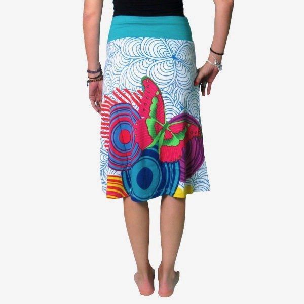 Falda étnica india con mariposa