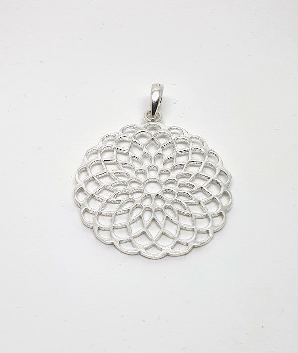 Colgante de plata mandala