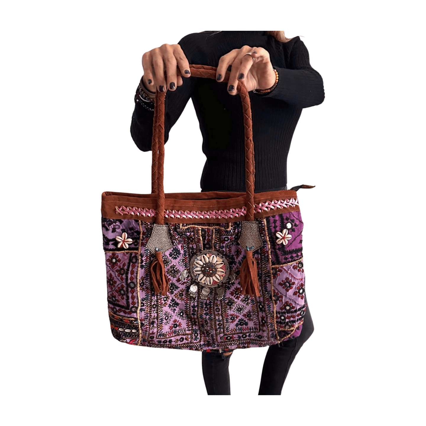 Bolso bohemio de piel con abalorios