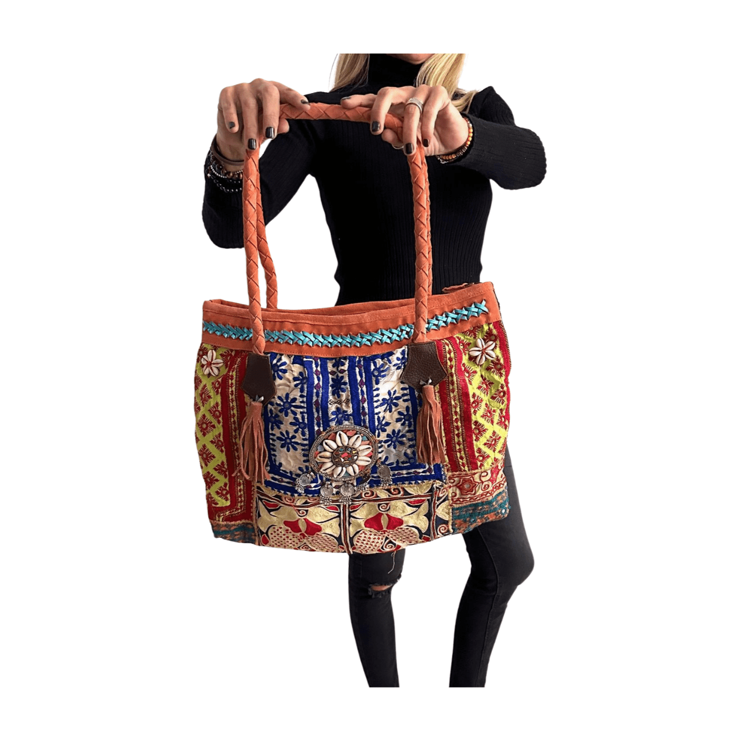 Bolso bohemio de piel con abalorios