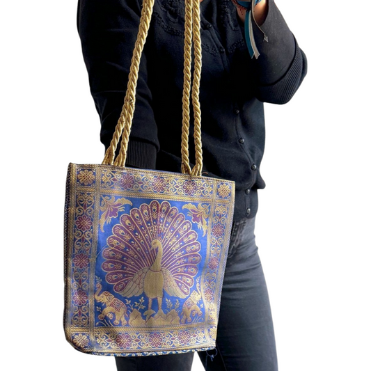 Bolso indio de seda con estampado de pavo real