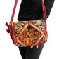 Bolso bohemio bandolera de patchwork con pompones