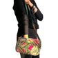 Bolso bohemio bandolera de patchwork con pompones