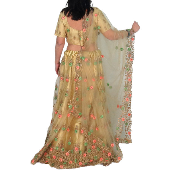 Conjunto Lengha choli y dupatta bordado color dorado