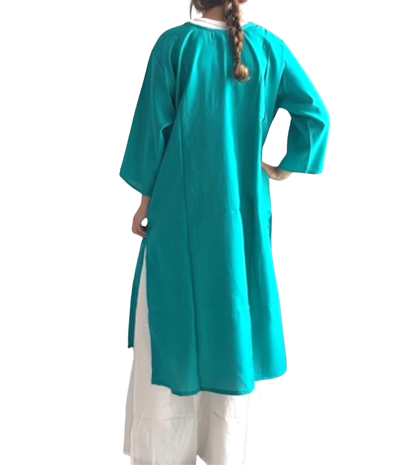Kurti Verde Esmeralda con Escote Bordado