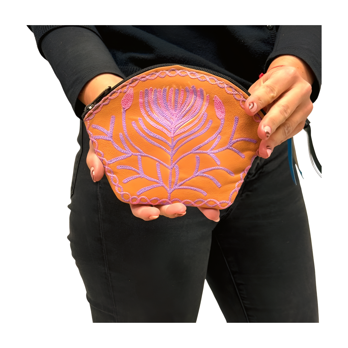 Monedero indio de piel naranja bordado