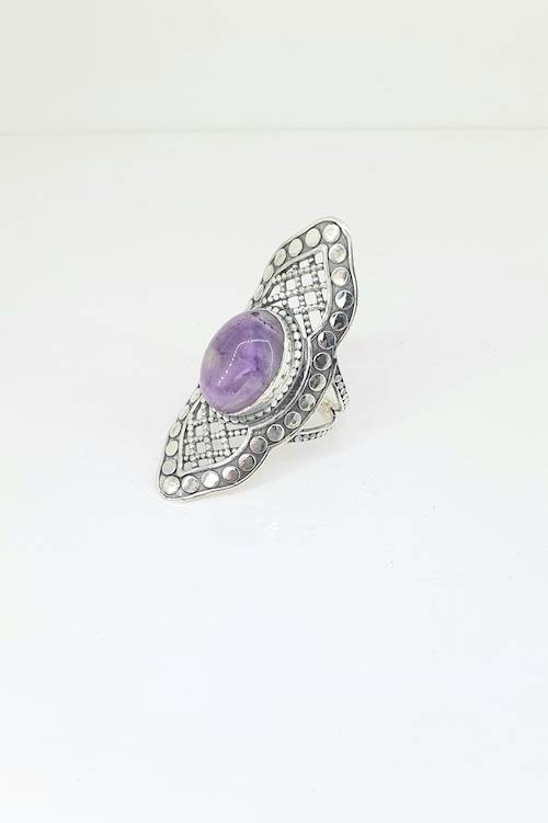 Anillo de plata con amatista