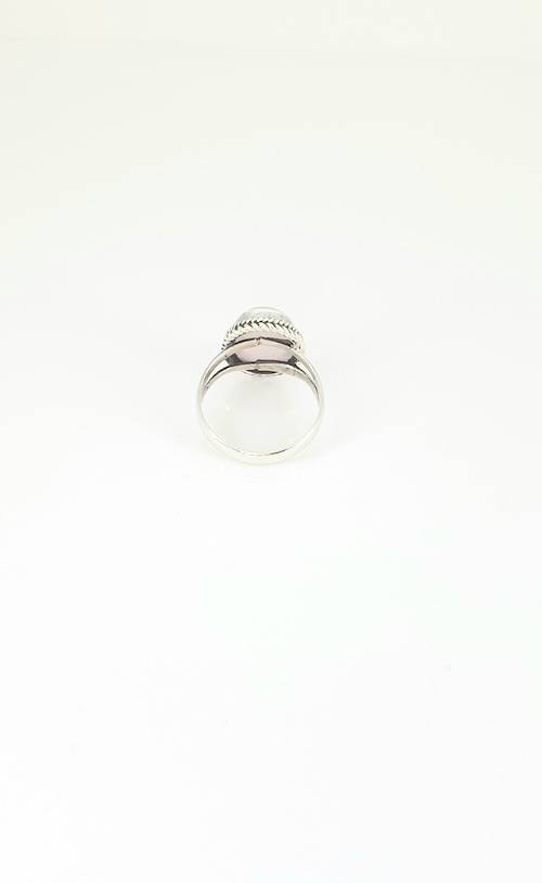 Anillo de plata con cuarzo rosa