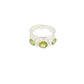 Anillo de plata con olivino