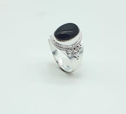 Anillo de plata de la India con onix negro
