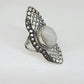 Anillo de plata con piedra luna
