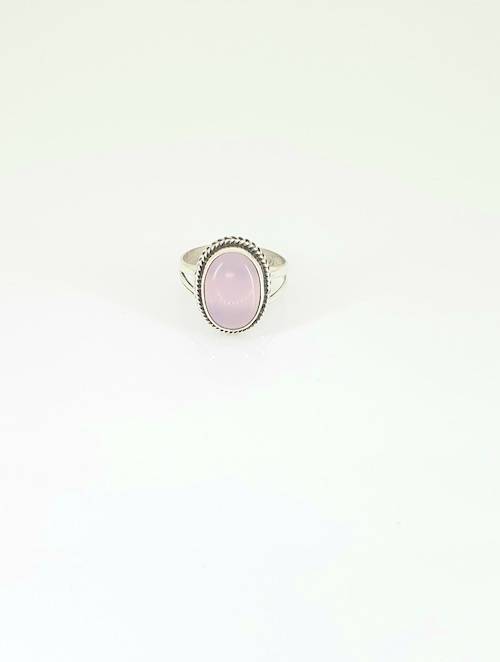 Anillo de plata con cuarzo rosa
