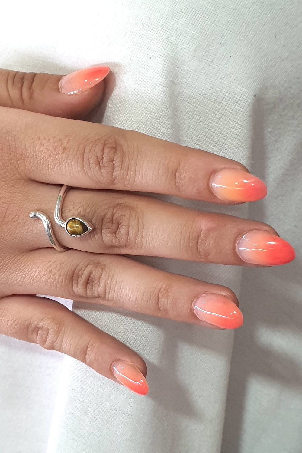 Anillo de Plata ajustable con ojo de tigre