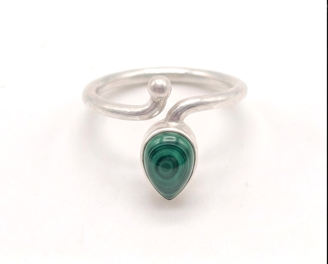 Anillo de Plata ajustable con malaquita