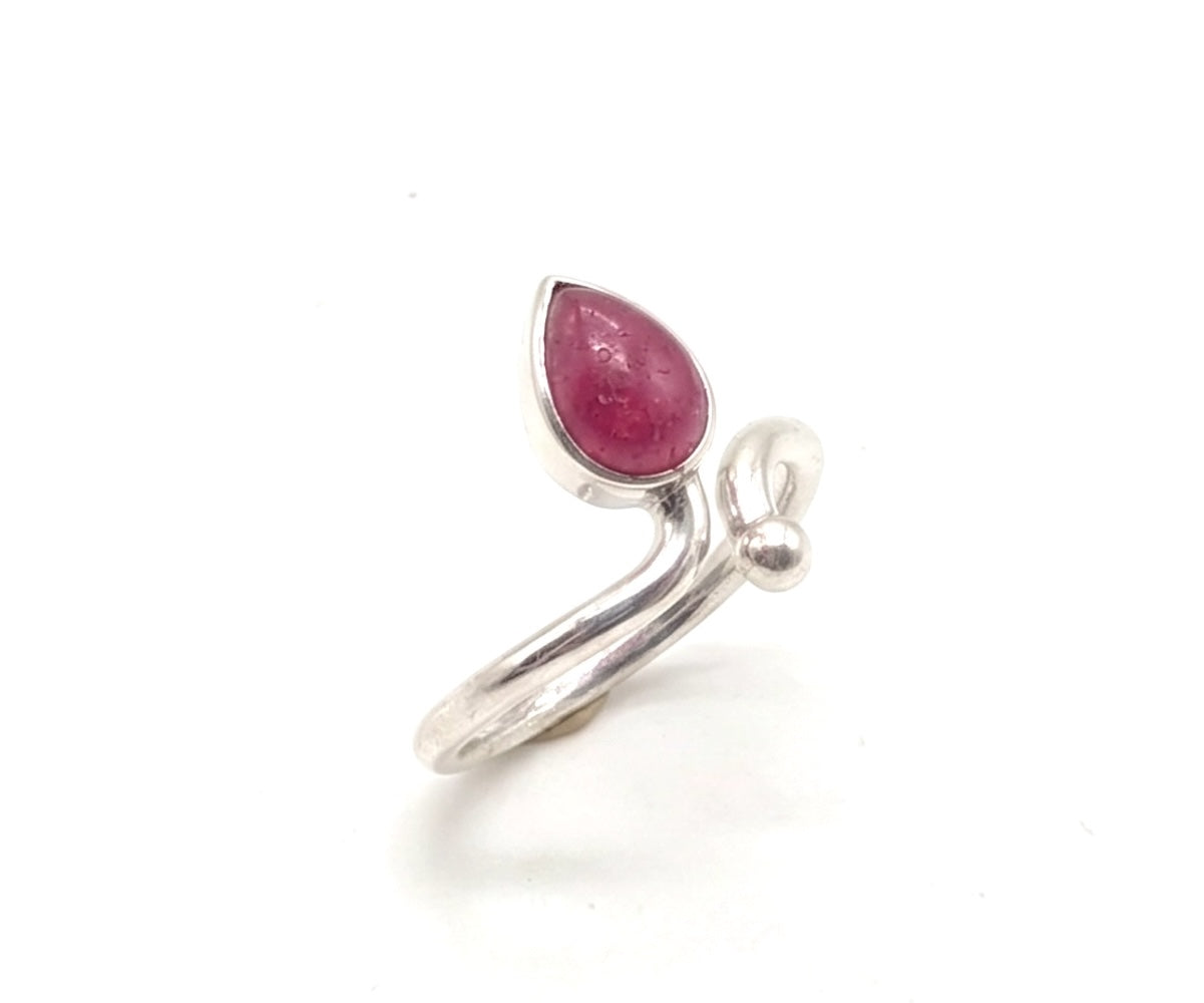 Anillo de Plata ajustable con rubí