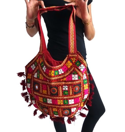 Bolso étnico con espejitos de la India