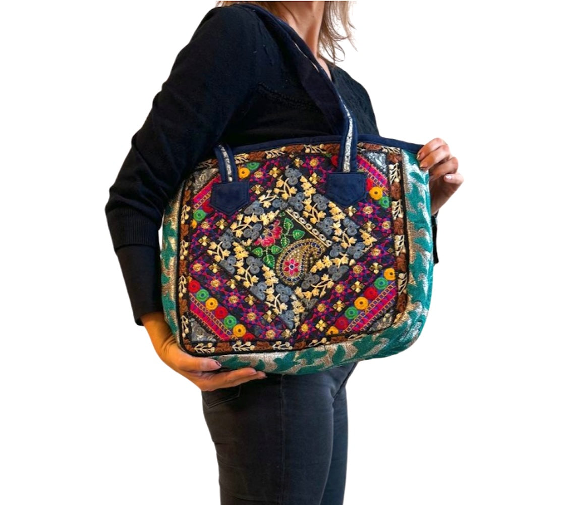 Bolso bohemio de terciopelo