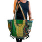 Bolso bohemio verde con pompones