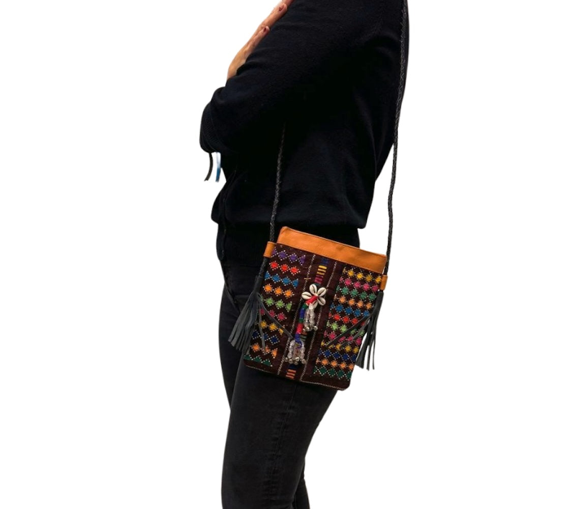 Bolso bohemio pequeño de piel