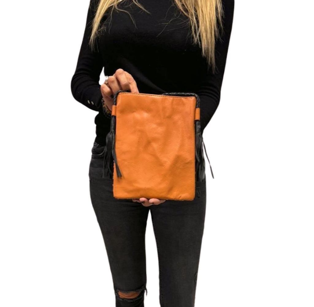 Bolso bohemio pequeño de piel