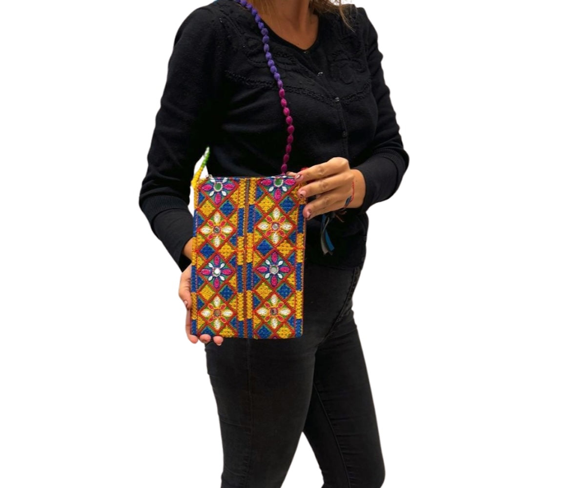 Bolso bohemio pequeño de colores
