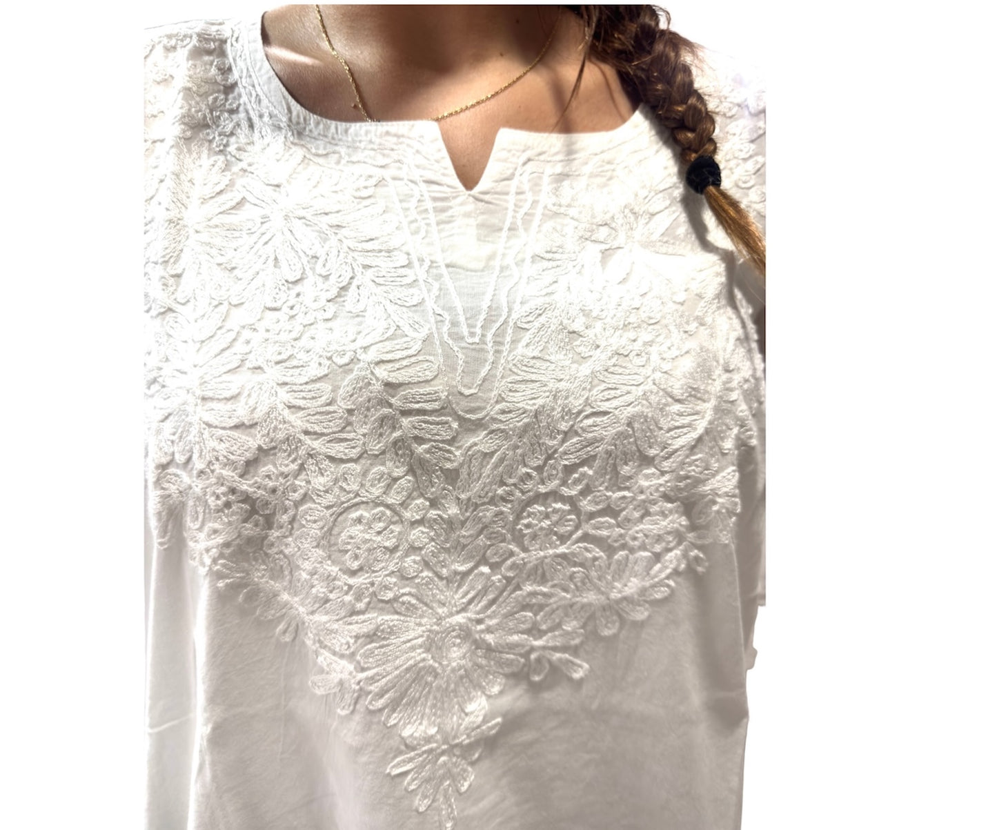 Camisa india de algodón blanca bordada